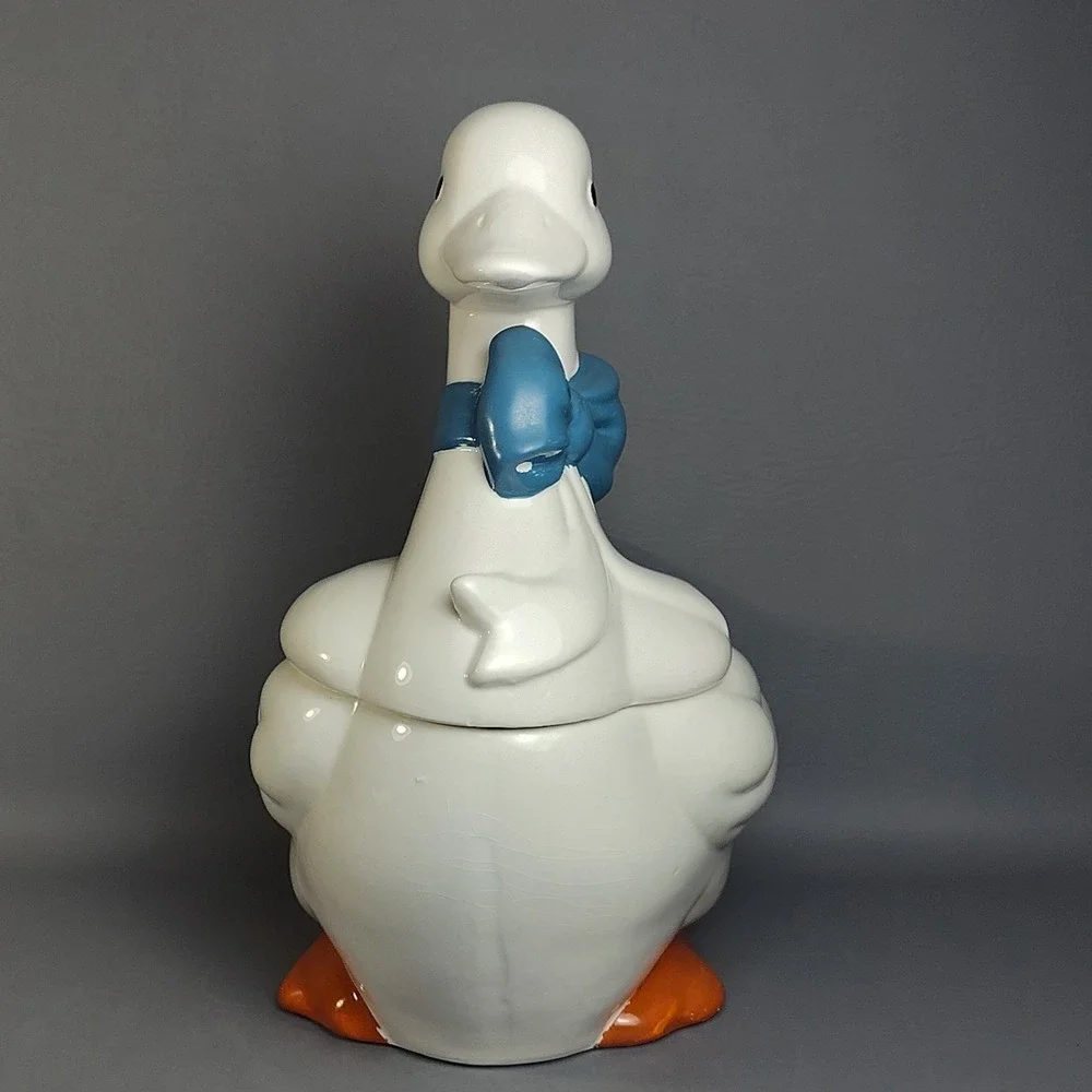 Vtg Mother Goose Ceramic Cookie Jar W/Blue Ribbon & Orange Feet Cottagecore 13